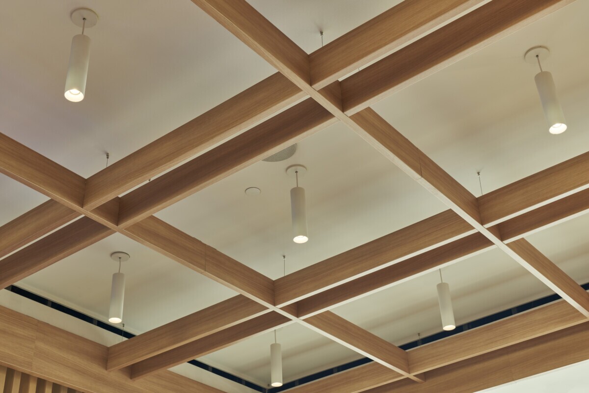 Maxxitt's AERO:form Open Cell Ceiling System with hanging pendant