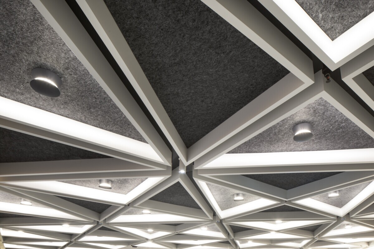 Place Victoria uses AERO:Form Trilateral Open Cell - Maxxit